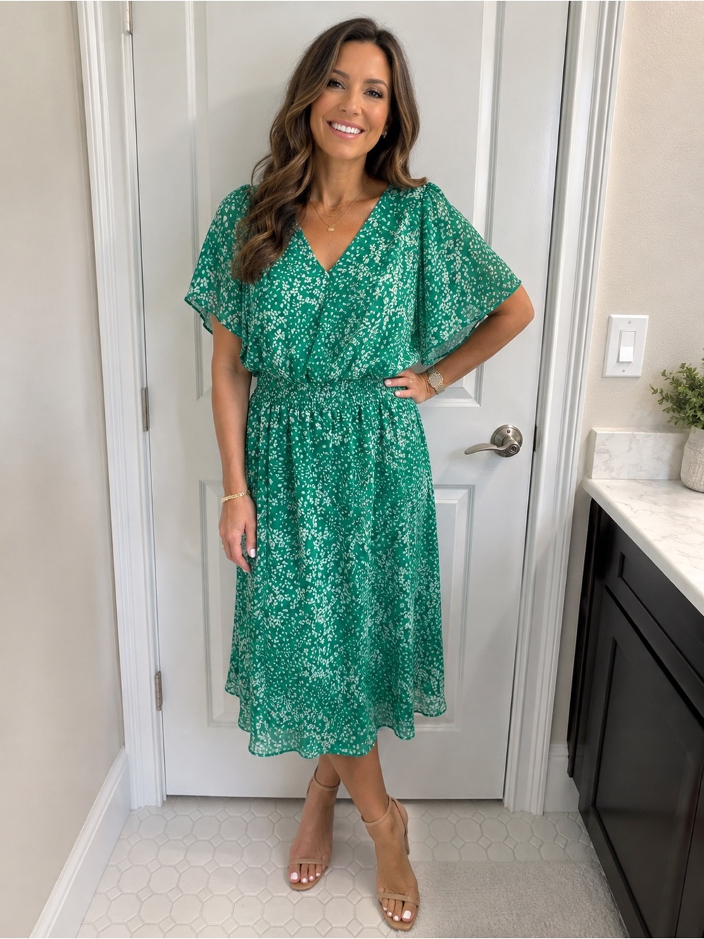 DKNY Green & White Floral Flutter Sleeve Midi Dress | Size 12